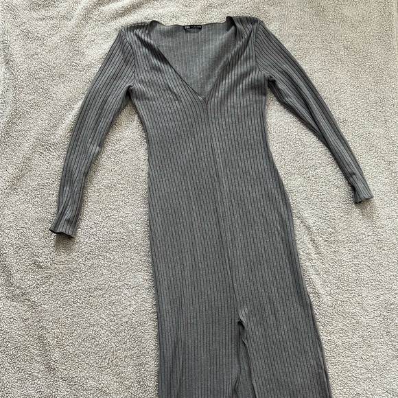 Zara Body-con Ribbed Midi - Picture 3 of 12